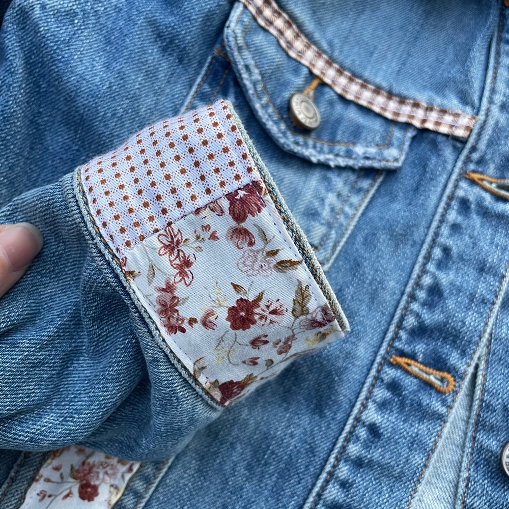 Angel wings embroidered patchwork upcycled jean jacket y2k - Picture 8 of 15